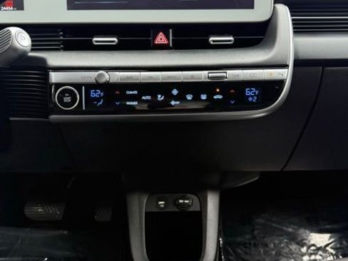 Used 2024 Hyundai Ioniq 5 SE image 23