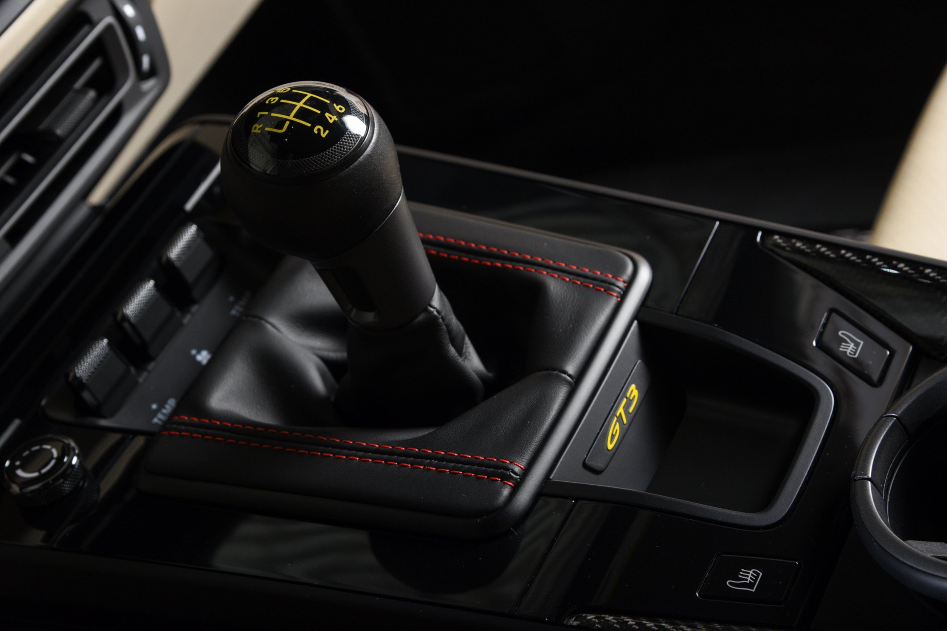 Used 2022 Porsche 911 GT3 RWD image 8