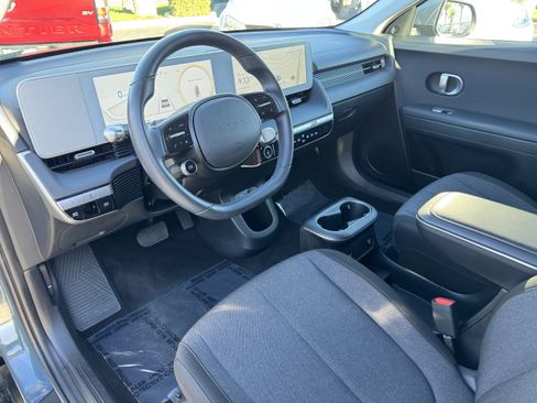 Used 2024 Hyundai Ioniq 5 SE image 17