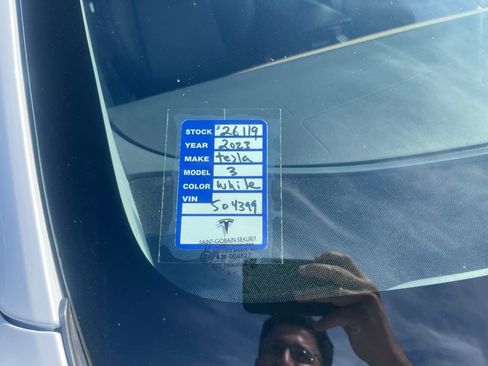 Used 2023 Tesla Model 3 Standard Range image 25