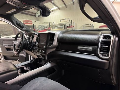 Used 2024 RAM 2500 Big Horn w/ Off Road Package AWD/4WD image 35