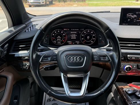 Used 2017 Audi Q7 3.0T Premium Plus AWD/4WD image 22
