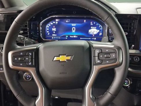 Used 2025 Chevrolet Silverado 1500 LTZ w/ Z71 Off-Road Package AWD/4WD image 12