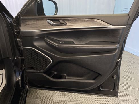 Certified 2021 Jeep Grand Cherokee L Limited image 51