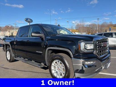 Used 2017 GMC Sierra 1500 SLE w/ SLE Value Package