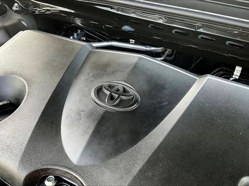 Used 2023 Toyota Camry LE FWD image 34