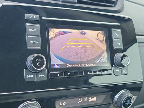 Used 2018 Honda CR-V LX image 27