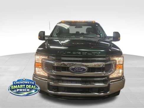 Used 2020 Ford F250 XL w/ STX Appearance Package image 5