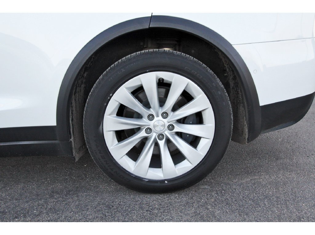 Used 2020 Tesla Model X Long Range AWD/4WD image 30