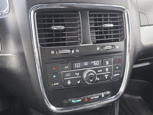 Used 2019 Dodge Grand Caravan GT image 21