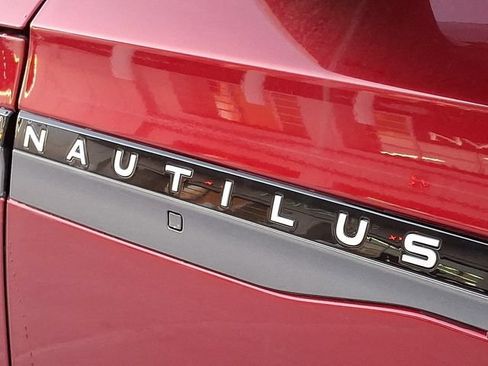 New 2026 Lincoln Nautilus Premier w/ Equipment Group 102A AWD/4WD image 21