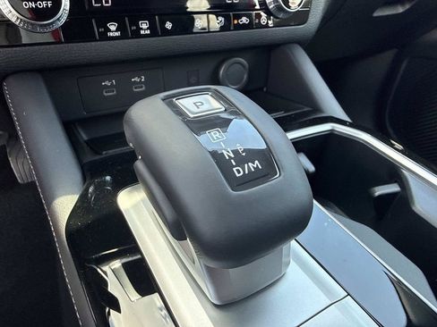 New 2026 Mitsubishi Outlander LE FWD image 30