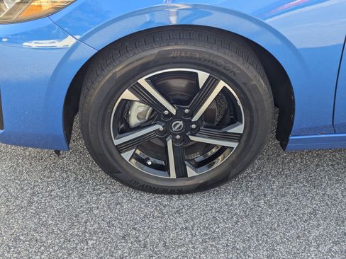 Certified 2025 Nissan Sentra SV FWD image 11