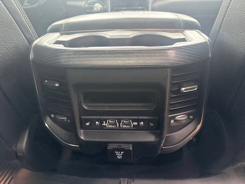 Used 2019 RAM 1500 Limited AWD/4WD image 34