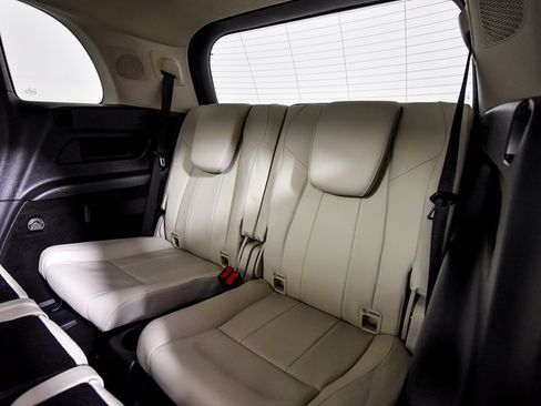 Certified 2023 Mercedes-Benz GLB 250 image 6