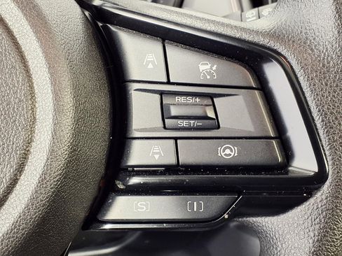 Certified 2025 Subaru Crosstrek 2.0i Premium AWD/4WD image 18