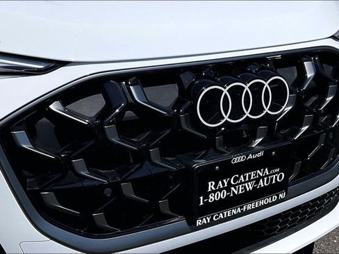 Used 2025 Audi Q5 Premium w/ Convenience Package AWD/4WD image 33