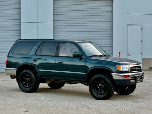 Used 1997 Toyota 4Runner SR5 image 4