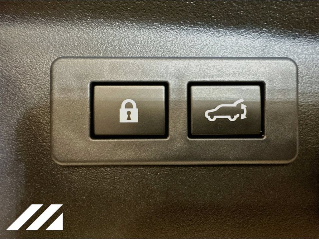 Used 2026 Subaru Outback Premium AWD/4WD image 28