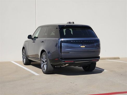 New 2026 Land Rover Range Rover SE image 3