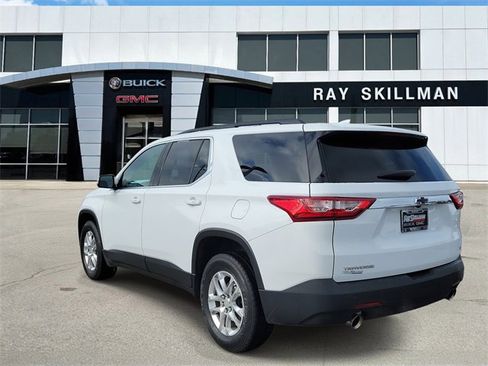Used 2020 Chevrolet Traverse LT image 4