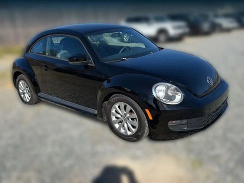 Used 2015 Volkswagen Beetle 1.8T FWD image 31