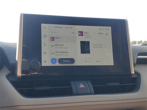 Used 2024 Toyota RAV4 XLE image 31