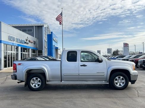 Used 2011 GMC Sierra 1500 SLE w/ Power Tech Package image 11