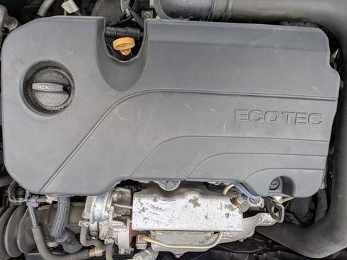 Used 2019 Chevrolet Malibu LT FWD image 30