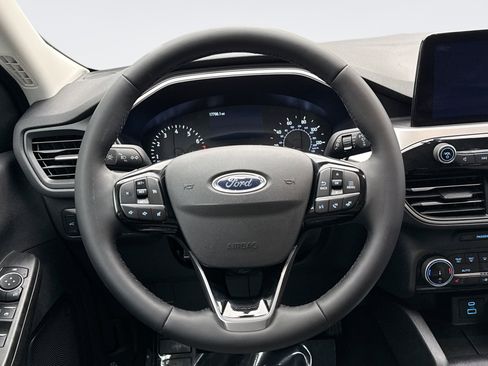 Used 2022 Ford Escape SE w/ Convenience Package image 12