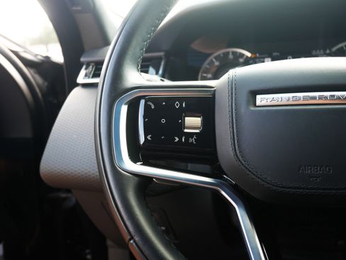 Used 2023 Land Rover Range Rover Velar R-Dynamic S image 12