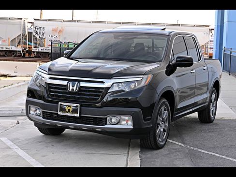 Used 2020 Honda Ridgeline RTL-E image 3