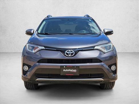 Used 2016 Toyota RAV4 XLE AWD/4WD image 2