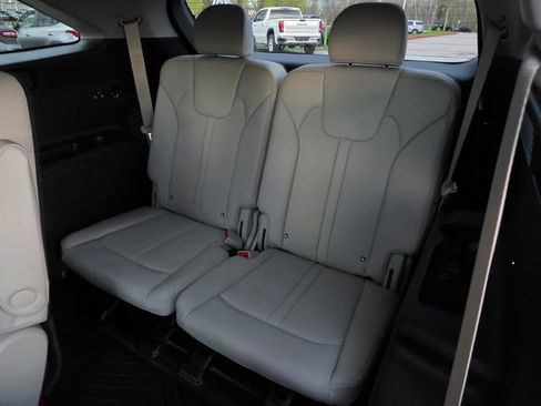 Certified 2025 Kia Sorento EX AWD/4WD image 19