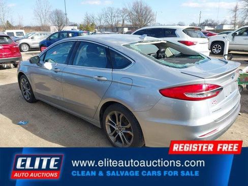 Used 2020 Ford Fusion Titanium FWD image 5
