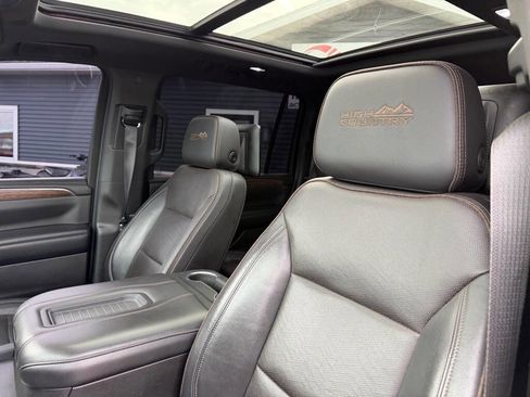 Used 2021 Chevrolet Suburban High Country image 14
