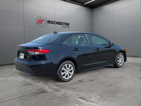 Certified 2024 Toyota Corolla LE FWD image 5