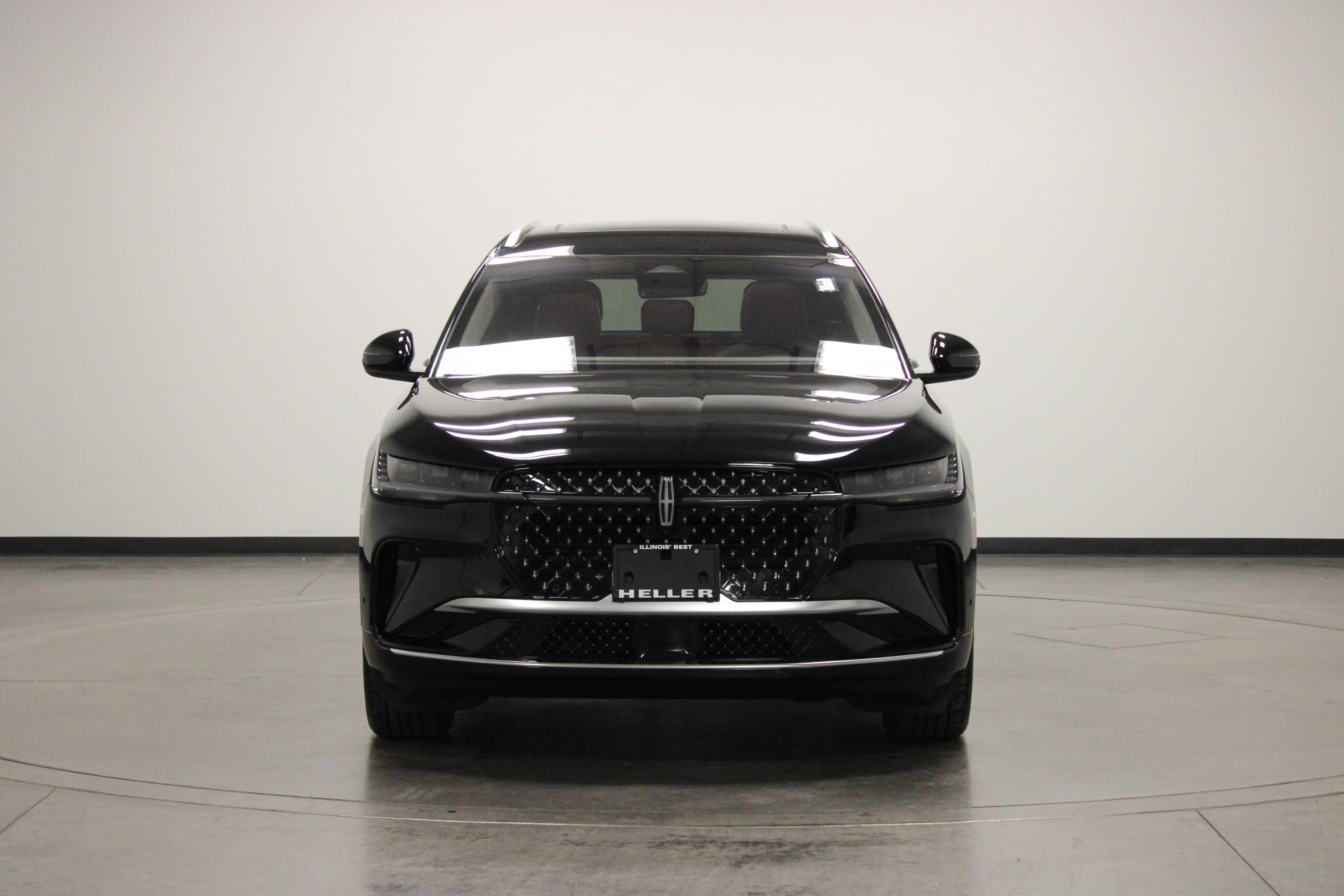 Used 2024 Lincoln Nautilus Black Label AWD/4WD image 3