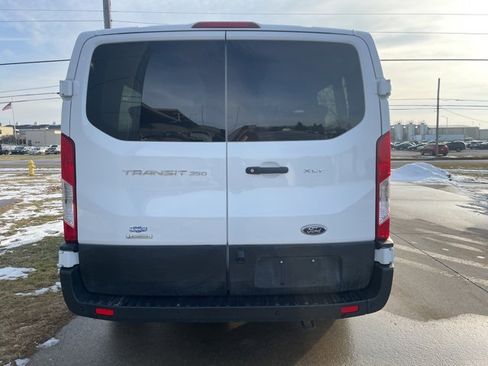 Used 2023 Ford Transit 350 XLT image 10