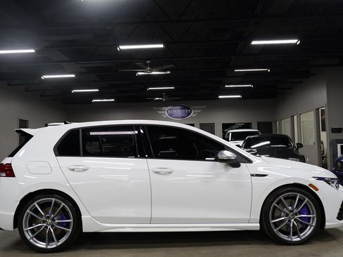 Used 2024 Volkswagen Golf R AWD/4WD image 6