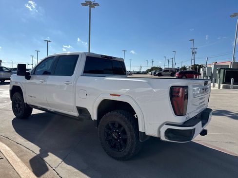 Used 2025 GMC Sierra 2500 AT4 w/ AT4 Premium Plus Package AWD/4WD image 6
