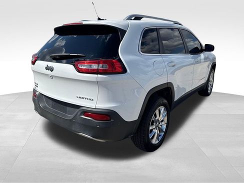 Used 2014 Jeep Cherokee Limited w/ Technology Group AWD/4WD image 6