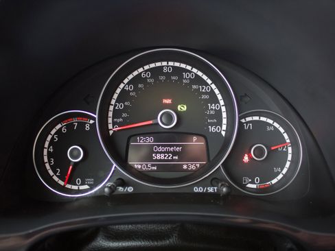 Used 2016 Volkswagen Beetle 1.8T S image 18