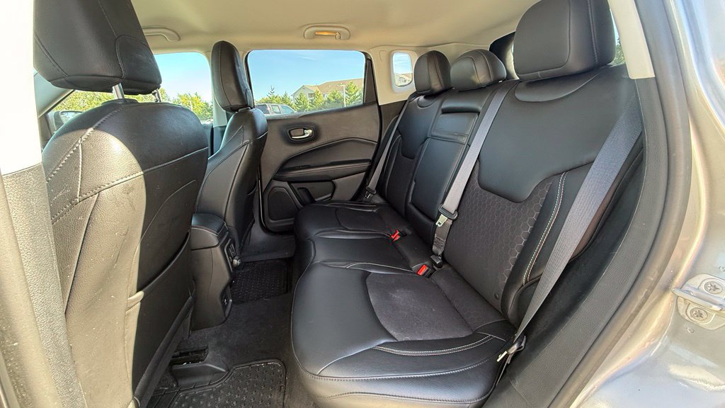 Used 2018 Jeep Compass Latitude FWD image 7
