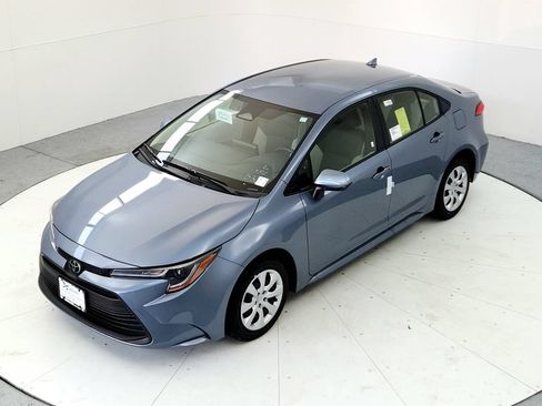 Used 2023 Toyota Corolla LE FWD image 14