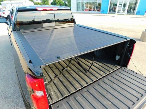 Used 2023 Chevrolet Silverado 1500 ZR2 w/ Technology Package image 8