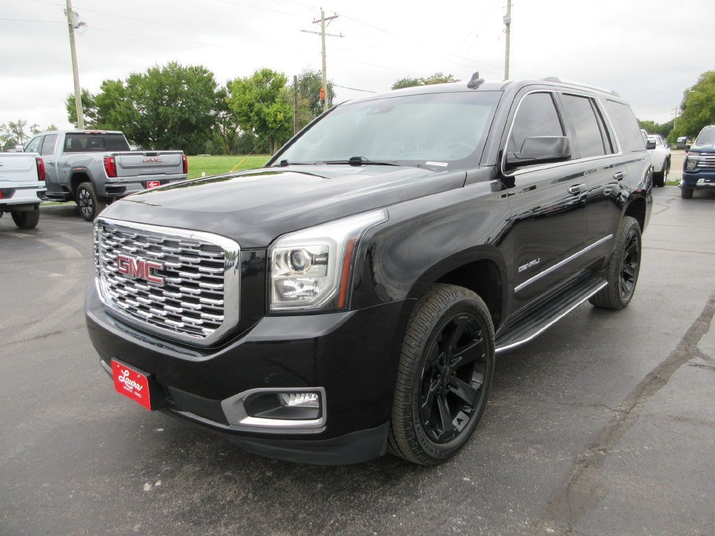 Used 2019 GMC Yukon Denali w/ Open Road Package AWD/4WD image 10