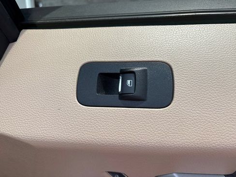 Used 2018 Ford F150 Lariat RWD image 64