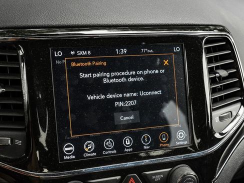 Used 2022 Jeep Grand Cherokee Limited w/ Tech Group image 39