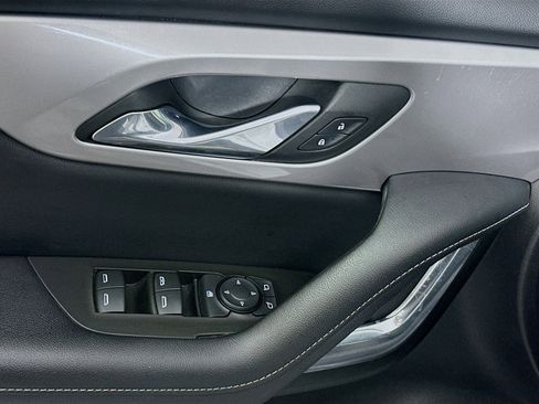 Used 2024 Chevrolet Blazer LT w/ Driver Confidence Package image 15